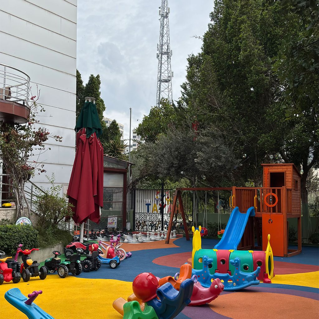 Hayat Anaokulu, Koruflora - Adana